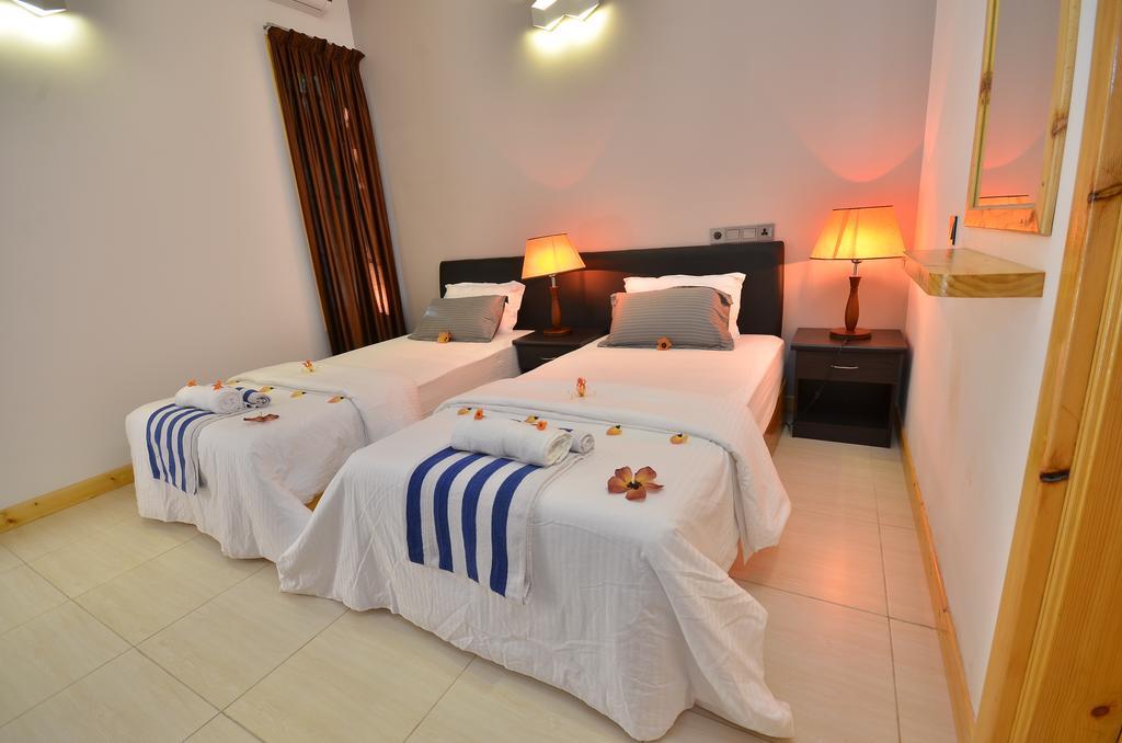 Beach Residence Ukulhas Island Bagian luar foto