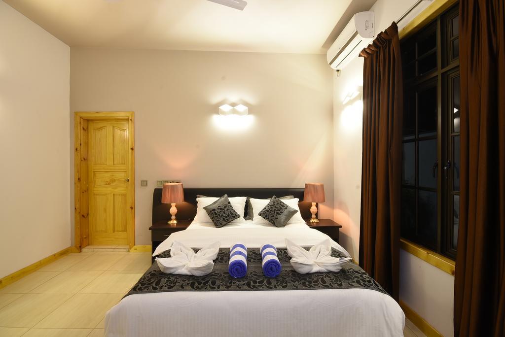 Beach Residence Ukulhas Island Bagian luar foto